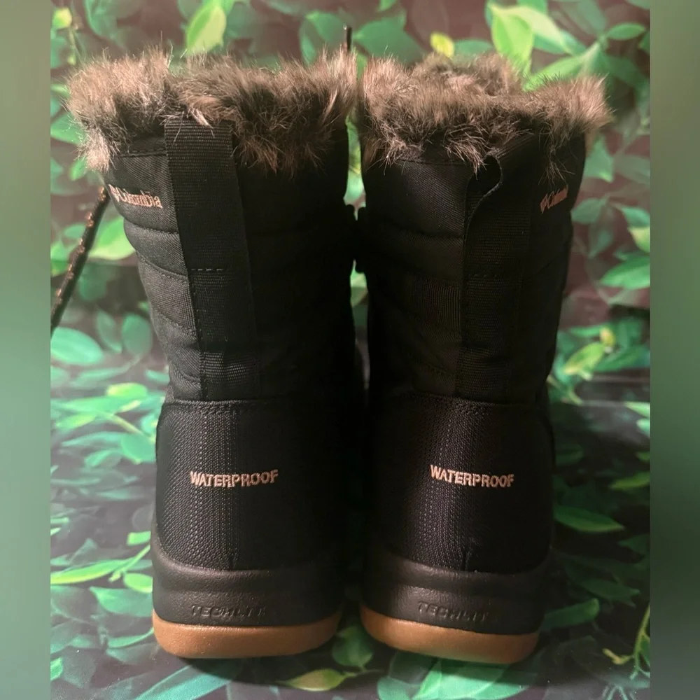 FIRM PRICE Waterproof Columbia Winter Snow Boots New Without Tags